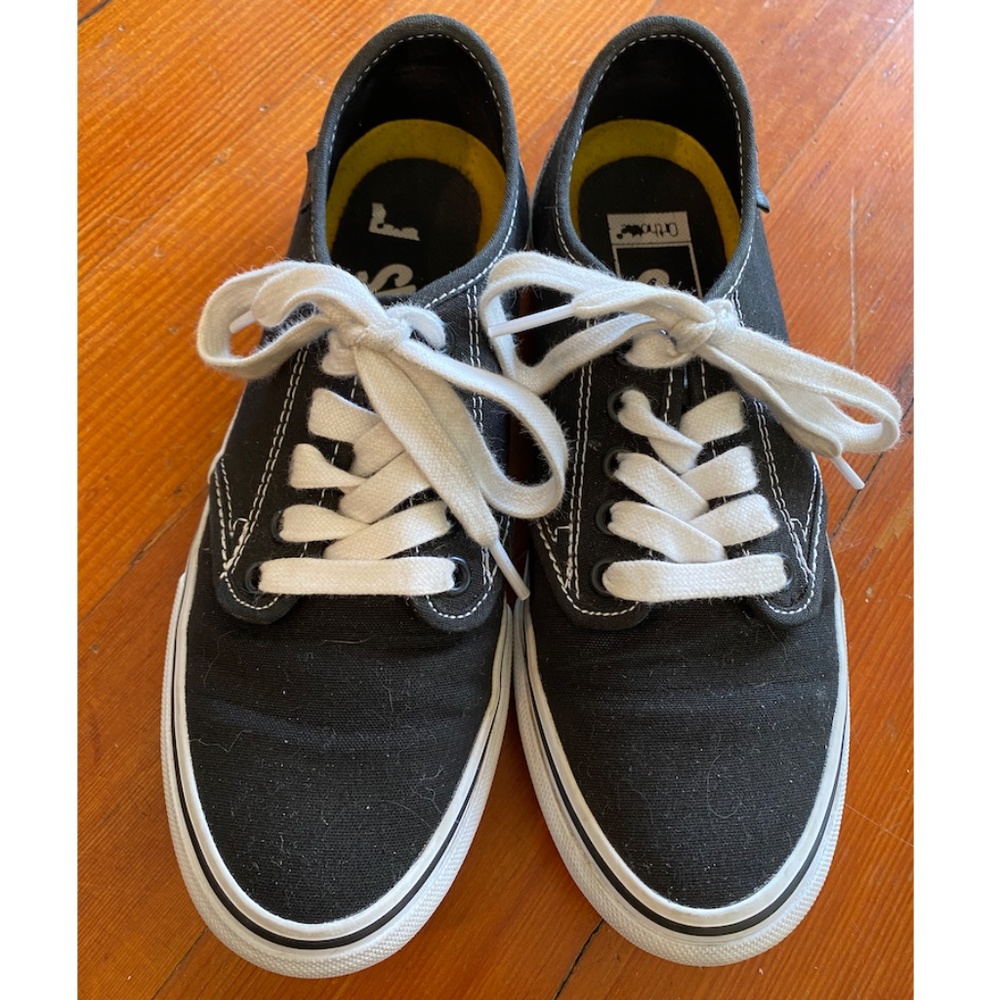 Black Vans Classic Unisex Style size 7
